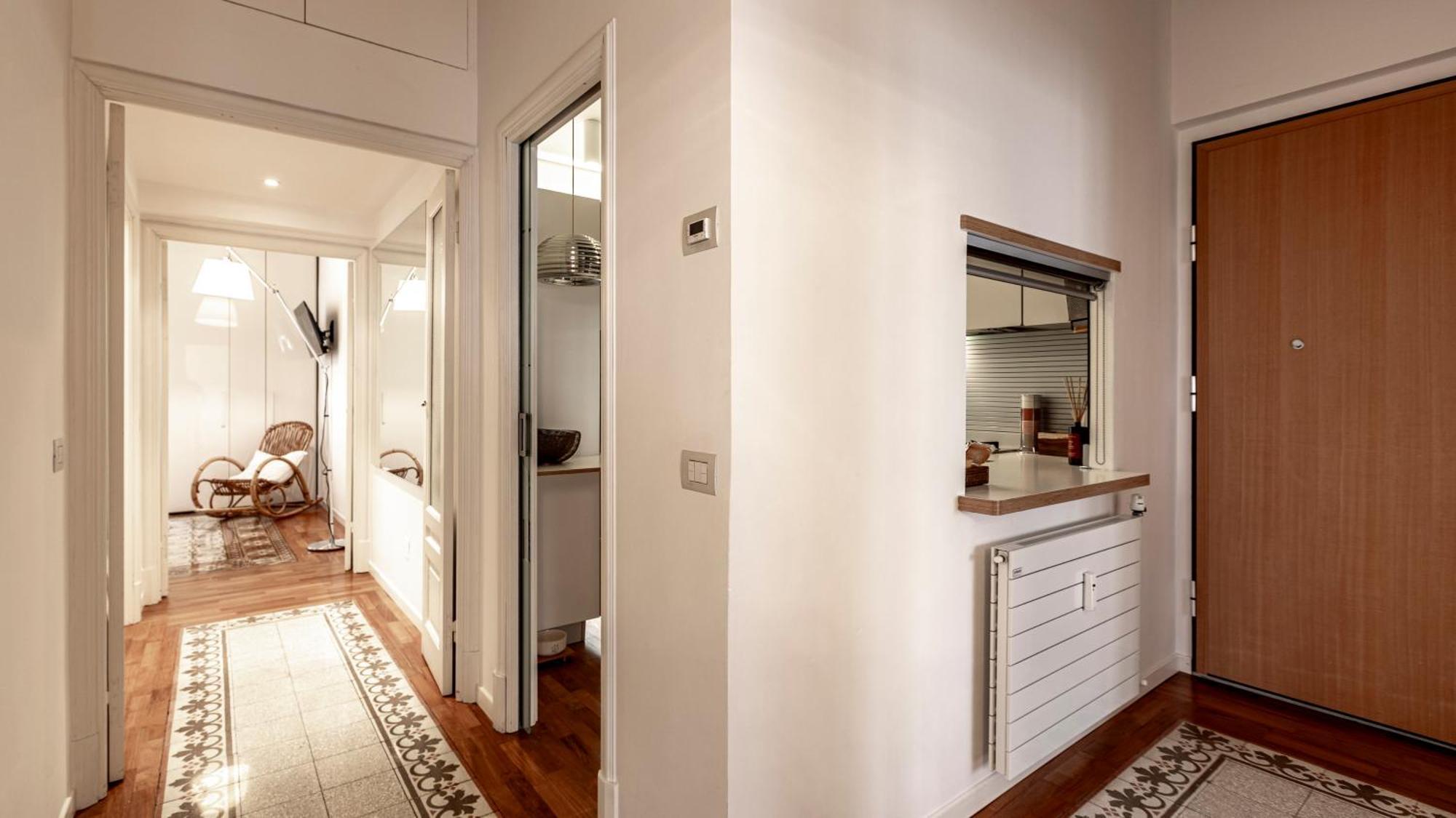 Apartment Manzoni 76 *