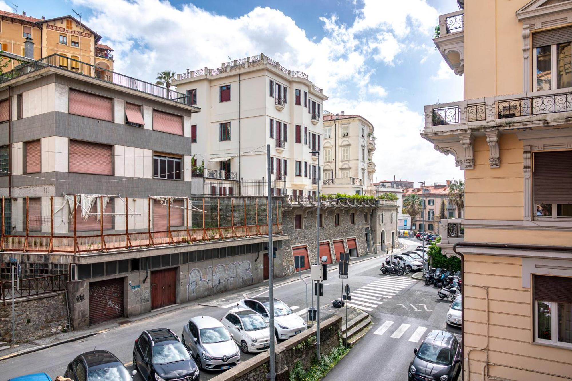 Manzoni 76 Appartamento La Spezia